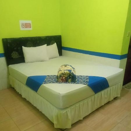 Hotel Indah Grogot Syariah Mitra Reddoorz Tanah Grogot المظهر الخارجي الصورة