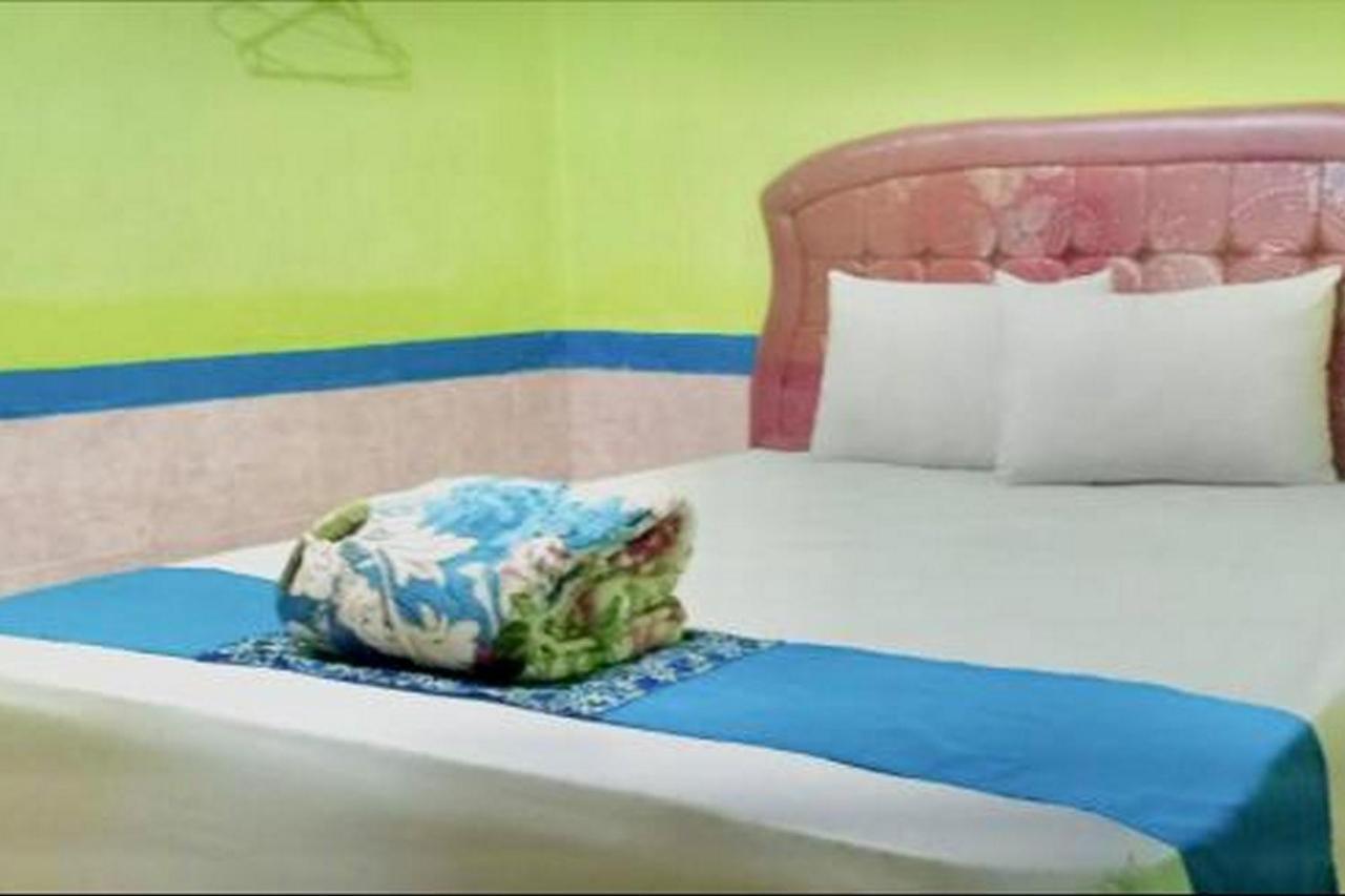 Hotel Indah Grogot Syariah Mitra Reddoorz Tanah Grogot المظهر الخارجي الصورة