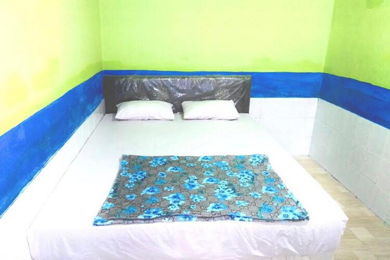 Hotel Indah Grogot Syariah Mitra Reddoorz Tanah Grogot المظهر الخارجي الصورة